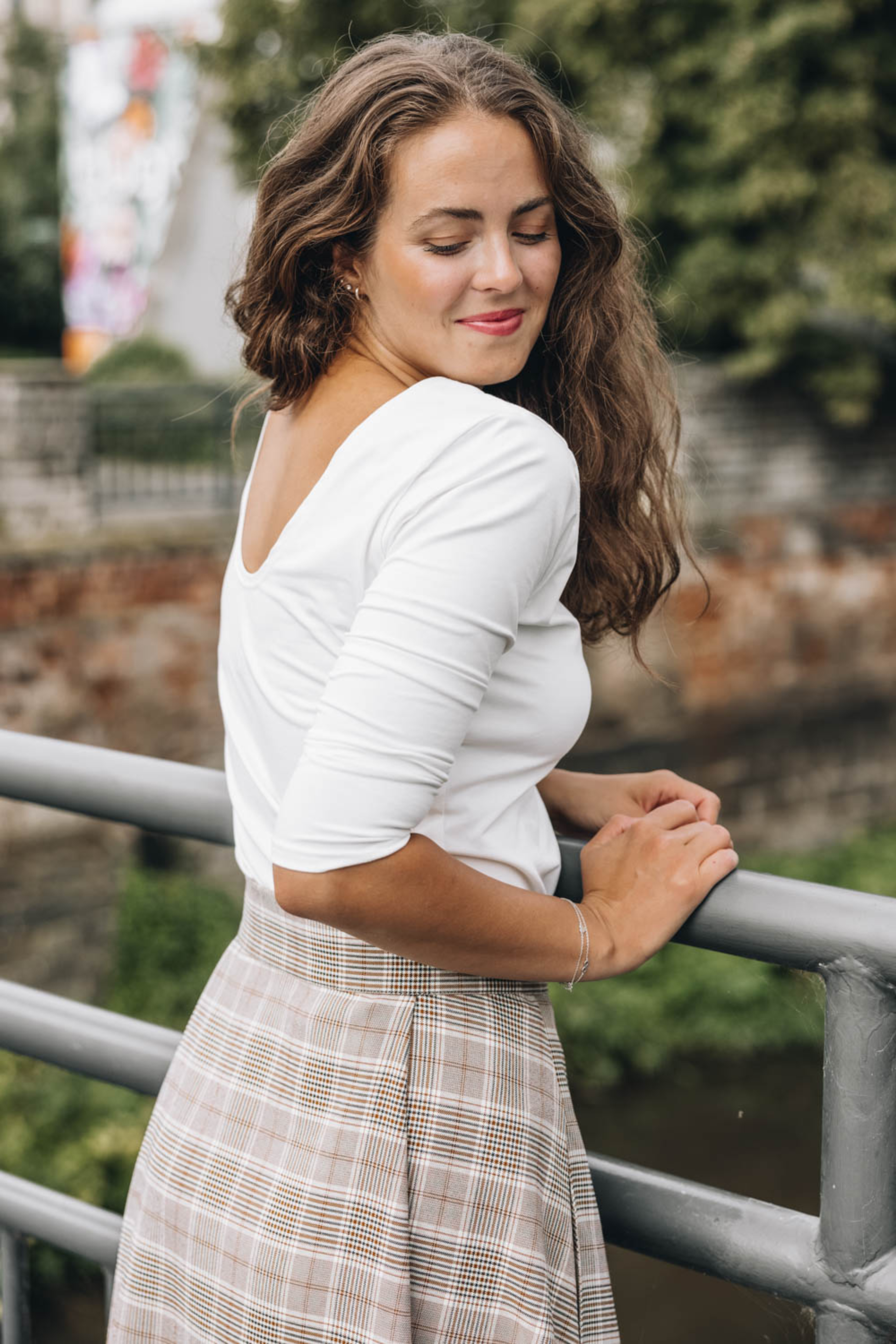 Káťa má na sobě při své výšce 170 cm velikost XS.