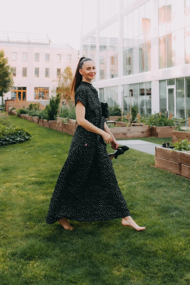 Ivana má na sobě při své výšce 178 cm velikost XS.