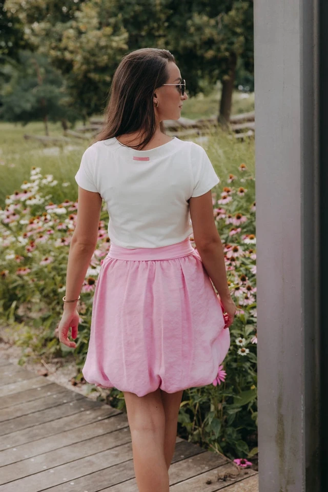 Kačka má na sobě při své výšce 170 cm velikost XS.