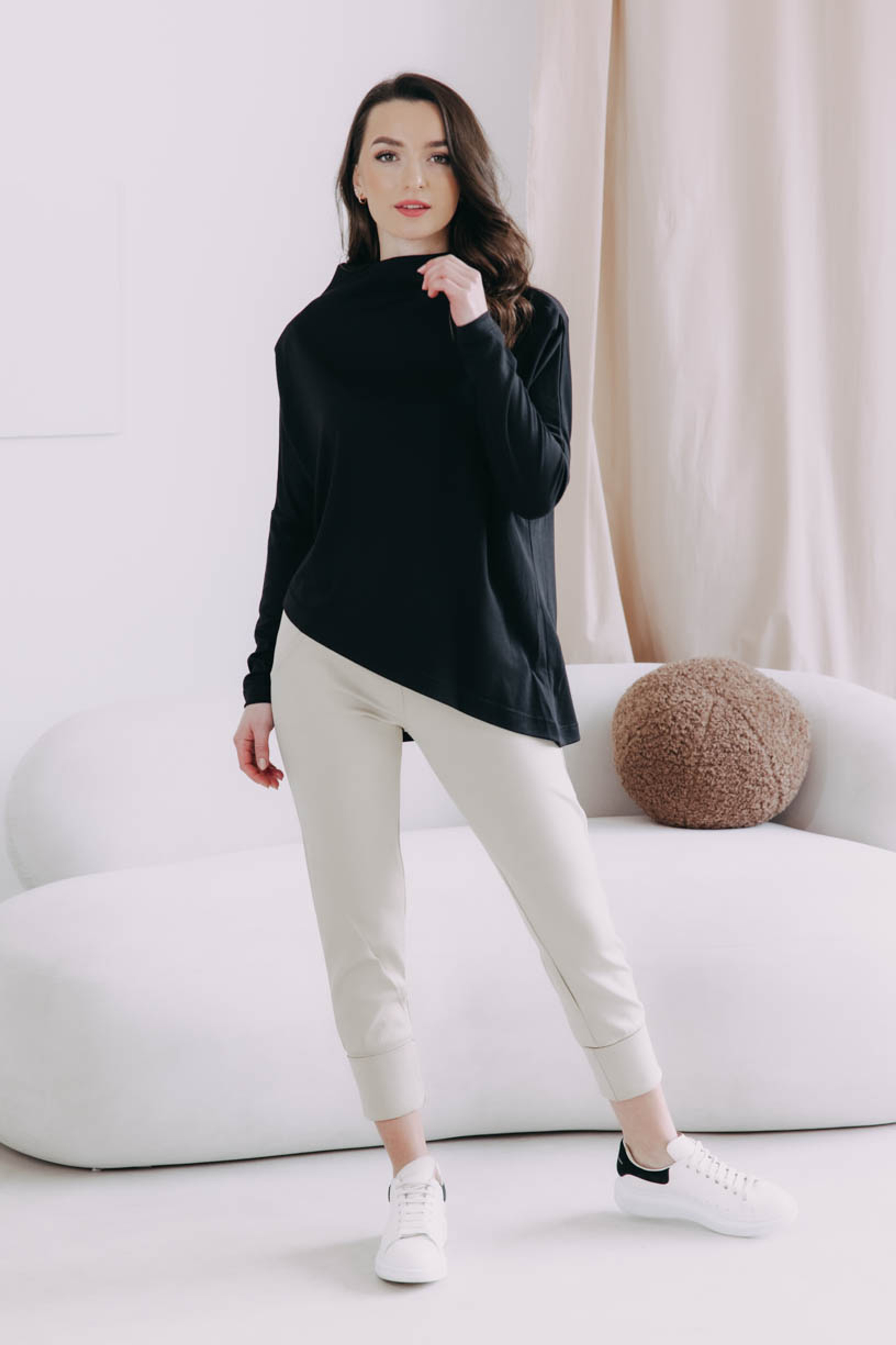 Tričko Yeshi Black